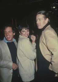 Halston at studio 54 in 1978, flanked by bianca jagger (l) and liza minnelli (r). Wonderful Photos Of Famous Faces Dancing At Studio 54 Flashbak