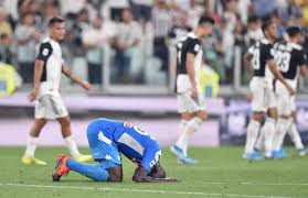 Il giorno dopo partirà per la tournée in oriente che toccherà singapore, cina e corea del sud. Juve Napoli 2 Positivi E Fu Rinvio Oggi 2 Positivi Serie A O Asl Contro L Inter Sassuolo Senza Nazionali