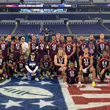 Usa today sports' annual salary survey shows the average major leaguer in baseball will make $4.47 million in 2017. Nfl Combine Meet The Group Scouts Who Run The Show Sports Illustrated