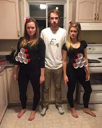Costume Group Beerpong Funny Couple Halloween Costumes Halloween Outfits Beer Pong Halloween Costume