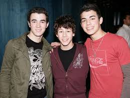 Top 10 Best Jonas Brothers Songs After months of rumors, the jonas brothers have officially announced their return and will drop a new single, sucker, tonight.
