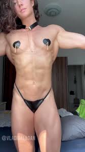 @_Fit_Physique_s video Tweet