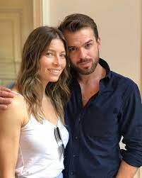 Less than a year later jessica's locks were much lighter. Jessica Biel News On Twitter New Hair Color In Paris Https T Co Nxvcf090om