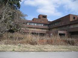 Hospital In Cairo Il Abandoned Places Abandoned Cities Abandoned Town