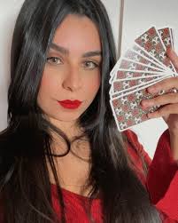 uma coletânea de feedbacks & fotos das minhas clientes belíssimas usando as  pecinhas. 🥹🖤 ouso dizer que minhas clientes são minhas pessoas favoritas  no mundo, porque são vocês que mantém meu sonho