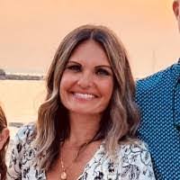 Isabelle Burger's Instagram, Twitter & Facebook