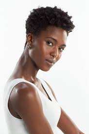 Roberta Earrings :: Gold