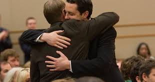 Former Valpo star Bryce Drew takes over for father to become program's 21st  coach