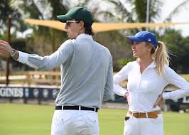 Und ich bin viel vom pferd gefallen. Europameister Martin Fuchs Und Paris Sellon Eroffnen Twin Flame Horses