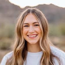 Elly Johnson (@ellyj3125)