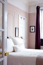 Mekan içi, mekan dışı ya da mobilyalara uygulanabilecek birçok farklı yapıda, renkte, parlaklıkta ve kalitede boya üretmektedir. Dogru Duvar Renkleri Ile Mutlu Evler