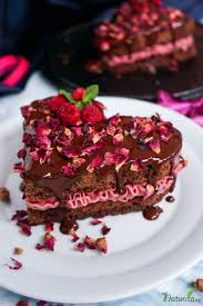 Kuchenglasur nach packungsanleitung schmelzen und den kuchen damit glasieren. Veganer Rosen Schoko Herzkuchen Fur Zwei Naturita By Margarita