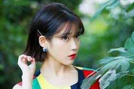 Iu S Short Hairstyles Idol Wisp Bangs Iu Bobcut Iu Bob Hairstyles Kpop Bobcut Kpop Wisp Bangs Kpop Idol B Iu Short Hair Short Hair With Bangs Short Hair Styles