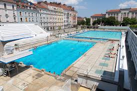Ville De Grenoble On Twitter Ouverture Piscine Jean Bron Tous Les Jours Du Jeudi 2 Juillet Au Dimanche 30 Aout Sur Reservation De Creneaux Avec Une Capacite D Accueil Reduite Plus D Infos