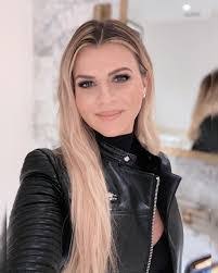 Alyssa Langston's Instagram, Twitter & Facebook