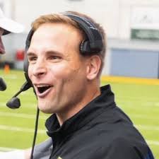 Reggie Eccleston (@reggieecc)