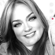 8 years ago to the day. I'm pretty confident neither of us have aged!! 😂😂  Boy do I wish I could go back and tell that new mom a few things.  #facebookchallenge