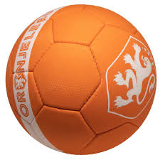 14.04.2022, oranjeleeuwinnen vs australia in nijmegen. Knvb Bal Oranje Leeuwinnen Size 5 Van Der Meulen