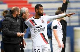 L'en avant de guingamp confirme avoir trouvé un accord avec le stade rennais pour le transfert définitif de clément grenier. Fiche En Avant De Guingamp Football365 Fr