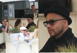 Omar Sangare na wakacjach z ukochanym