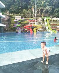 Pesan & cek harga tiket masuk di tiket.com! Tiket Masuk Pemandian Cerme Malang Pakisaji Punya Taman Wisata Air Kolam Bonderland Ngalam Co Harga Tiket Dibagi Menjadi Dua Weekday Dan Weekend Musim Liburan Jilbab Unyu