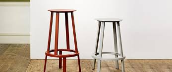 Le tabouret design empilable flow a été conçu pour une utilisation pour tout type d'environnement fabriqué entièrement en structure tecnopolymer, le tabouret est d'une grande résistance à n'importe. Tabouret De Bar Design Silvera Eshop