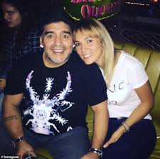 Maradona S Ex Girlfriend Banned From Joining Legend S Family At State Wake Daily Mail Online