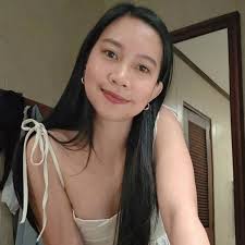 Here's a timelapse of the #StrawberryMoon traversing #Tahoma last night.  I'll edit out the power lines this weekend, but I wanted to see how the  timelapse looked first. I was so bummed