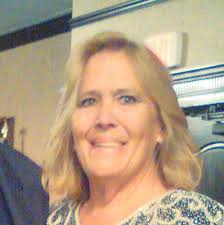 Which is the best laundromat between GREENS at 10 mile & Orchard lake and  Bates at 5 mile & Farmington?