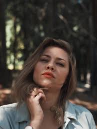 Lisa Petroski's Instagram, Twitter & Facebook