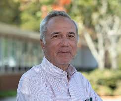 Mendoza McCall, Powers Receive 2025 Adelle F. Robertson Award