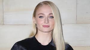 'time isn't straight and neither am i'. Sophie Turner Hat Das Game Of Thrones Finale Noch Nicht Verarbeitet