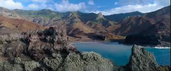 Saint helena (/həˈliːnə/) is a british possession located in the south atlantic ocean. St Helena Is The Most Remote And Beautiful Island You Have Never Heard Of Yet It S On The Green List