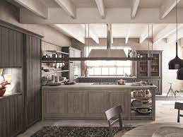Derevyannyj Kuhonnyj Garnitur Ot Scandola Mobili House Design Kitchen Kitchen Cabinet Design Furniture