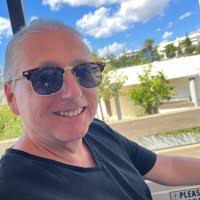 50+ profili według frazy „Marty Crouch”