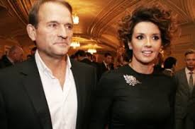 Причины санкций против виктора медведчука мы уже анализировали. Medvedchuk Staraetsya Byt Luchshe Uhazherov Marchenko Portal O Znamenitostyah Like