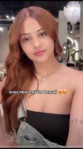 Evelyn Hare's Instagram, Twitter & Facebook