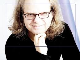 Amazon.co.jp: Professional C# : Robinson, Simon, Nagel, Christian, Watson,  Karli, Skinner, Morgan, Glynn, Jay, Greenvoss, Zach, Allen, Scott, Harvey,  Burt, Cornes, Ollie: Foreign Language Books