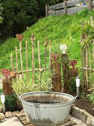 Frisch Gartenzaun Sichtschutz Ideen Ideen Frisch Gartenzaun Ideen Sichtschutz Sichtschutzpflanze In 2020 Garten Pflanzen Diy Ideen Garten