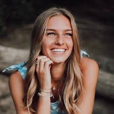 Julia Neustedter (@julia2neu)