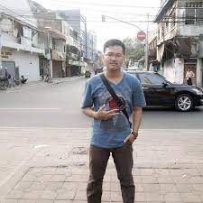 Hal ini secara tidak langsung berhubungan dengan harga diri, atau bagaimana orang lain memandangnya. Koko Cina Joshua Raka Twitter