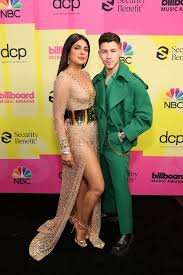 Submitted 7 days ago by witty_jack. Priyanka Chopra And Nick Jonas Show Pda At Billboard Music Awards In 2021