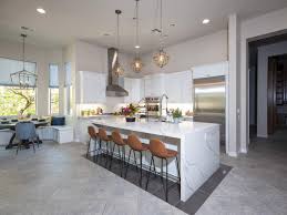 Drew's honeymoon house full episode available from all 3 seasons with videos, reviews, news and more! Property Brothers Meet The Celebrities On New Hgtv Show Los Angeles Homes