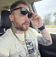 Looking for tattoo artist to create full sleeve in Colorado Springs