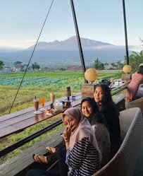 Search the world's information, including webpages, images, videos and more. 7 Cafe Outdoor Dengan View Menakjubkan Di Malang Cocok Buat Kamu Yang Berburu Suasana Romantis