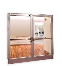 الأبواب الزجاجية