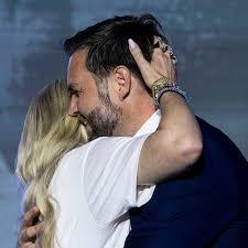 Yeri mua desnuda fake