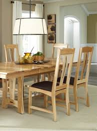 Choose the dining room table design that defines your family's style and character. Trestle Dining Table Set 7pcs Natural Wood Catnt6300 A America Cattail Bungalow Catnt6300 Set 7
