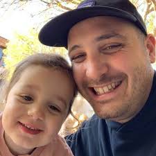 Daniel Del Code (@danieldelcore)