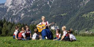 The sound of music tour, berchtesgaden and salzburg. Sound Of Music Tour With Breakfast Trail Private Full Day Tour